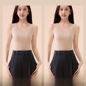 MiiOW | เสื้อกั๊กผ้าขนสัตว์หนาสำหรับผู้หญิง MiiOW ฤดูใบไม้ร่วง 2025 ทรงเข้ารูป ปกติ สีพื้น เสื้อชั้นในแบบสวมสบาย