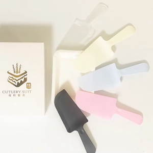okek High Quality Plastic Birthday Cake Knife Dessert Baking  Knife