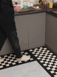 Kitchen floor mat Absorbent greaseproof foot mat household machine washable long carpet soil-resistant slip-resistant door mat