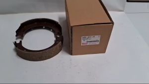 HAND BRAKE SHOE F70 HARTOP KAMPAS REM TANGAN F70 TAFT F50 HARTOP LAND CRUISER 1F 2F FJ40 BJ40 46550-35010
