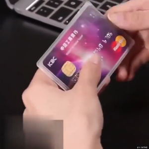 1pcs Waterproof AntiMagnetic Card Holder Double Side Frosted Plastic AnfiWear ID Card Protect Sleeve