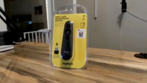 【local Stock】Logitech R500 Wireless Laser Presenter Remote Control PPT Keynote