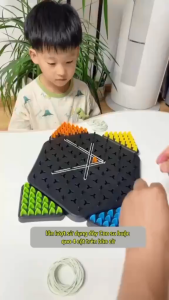 [LOẠI LỚN 30 X 27CM] Trò chơi cờ liên xích dây chun giải trí boardgame trí tuệ cờ tam giác cho bé 4 người