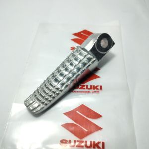 Jalu dudukan footstep kanan belakang RH GSX BANDIT LETS HAYATE original