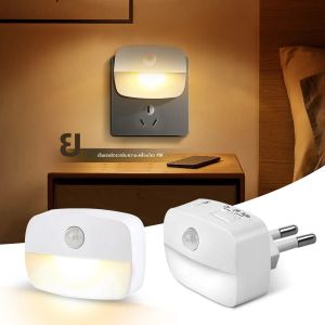 LED Night Light EU Plug PIR Motion Sensor ภายใต้ตู้ Light สําหรับบ้านห้องโถงบันไดตู้ครัวตู้เสื้อผ้าห้องนอนโคมไฟกลางคืน