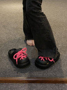 Womens Thick Bottom Slip-On Sandals 2025 New Style Cross Buckle Design Anti-Slip Head Covering Clog Shoes Casual Flat Heels