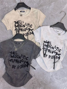 เสื้อยืดแขนสั้นผู้หญิงฤดูร้อน ดีไซน์ใหม่ ผูกโบว์ผีเสื้อ ทรงเข้ารูป กระชับสัดส่วน เอวเข้ารูป เสื้อตัวบนสั้น ผ้าฝ้ายผสมโพลีเอสเตอร์