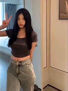 เสื้อยืด เสื้อครอป เสื้อผ้า บริเวณ เสื้อยืด ครอบ เสื้อ เสื้อยืดครอบ crop top เสื้อครอบ Baby Tee baby เสื้อครอบ ลายใหม่ล่าสุด ผ้านิ่มมาก