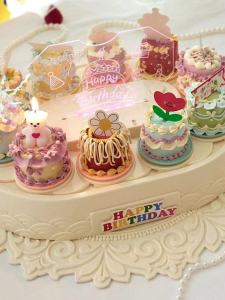 Double Layer Rotating Horse Cake Stand Dessert Table Turning Machine Birthday Kitchen Baking Tools BBQ Tools Other Baking Utensils