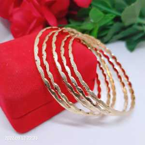 Gelang Tangan Kroncong Wanita Titanium Xuping Perhiasan Aksesoris Lapis Emas Tahan Lama Anti Karat