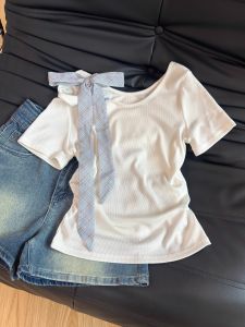 Áo Thun Tay Ngắn Hở Vai Phong Cách Hàn Quốc Thanh Lịch Cho Nữ Mùa Hè Áo Thun Tay Ngắn Ôm Vừa Vặn Chất Liệu Nhanh Khô Mặc Thường Ngày