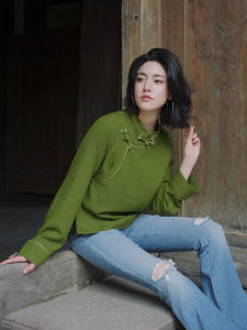 Elegant Black Gold Chinese Style Cotton Linen Womens Shirt Collar Tunic Top with Button Design Winter Han Elements Set