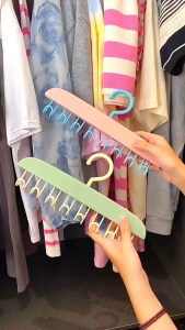 8 Hooks Hanger Clothes Underwear Belts Ties Scarves Hats Hanging Organizer Multifunctional Plastic Hanger