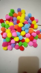 100 PCS 50 PCS POMPOM BESAR UKURAN 35 CM 2 CM DAN UKURAN KECIL 15 CM MAINAN EDUKASI ANAK