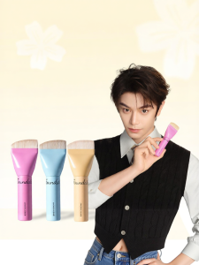 AMORTALS | Flat-headed No Residue Foundation Brush