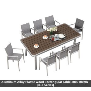 ST MIRREN | Extendable Outdoor Dining Table