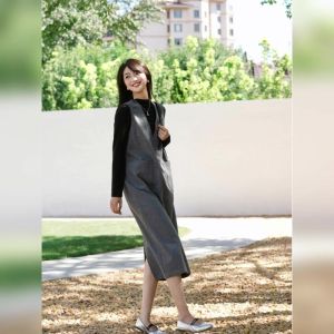 YUFUQING | Versatile Base Layer Shirt Sleeveless Straight V-neck Dress Womens Autumn New Style Fashionable Top Bottoms Matching Set