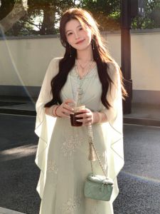 CHANGTONG | Đầm Maxi In Hoa Elegance V-Neck Dây Nịt Eo