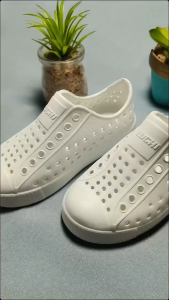 KIDS Boy&Girl Fashionable Shoes Slip-on Waterproof Soft And Comfortable Footwear