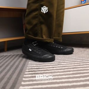 Brick Mansions - Urban Street Full Black Sepatu Sneakers Casual Pria Wanita