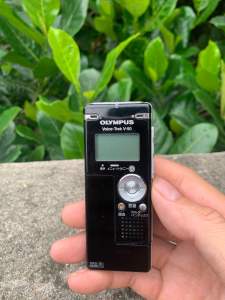 Máy ghi âm OLYMPUS Voice-Trek V-50 – Hàng nội địa Nhật nhỏ gọn chất âm rõ nét