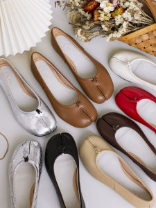 รองเท้าส้นแบนแบบสวมหัวกลมหนังแท้สไตล์ย้อนยุคสำหรับผู้หญิงในฤดูใบไม้ผลิและฤดูใบไม้ร่วง รองเท้าบัลเลต์แบบสวมหัวกลม