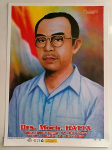 POSTER EDUKASI MENGENAL NAMA PAHLAWAN RI UKURAN TANGGUNG