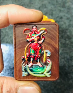 帝王木 玄天上帝(背面玄天上帝) A072 (帝王木雕佛牌) Kayu Raja Malaysia King Wood Feng Shui Amulet