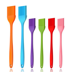 Silicone Oil Brush Heat Resistant Basting Baking Pastry Cooking Brush for Oil Sauce Butter Marinades Kitchen Food Brush