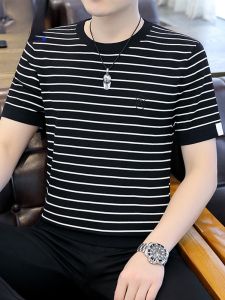 ROMON | เสื้อยืดแขนสั้นลายทางผ้าไหมน้ำแข็งสำหรับผู้ชาย ทรงหลวม คอกลม แฟชั่นฤดูร้อน ลำลอง เสื้อชั้นในผู้ชาย ลำลอง ระบายอากาศได้ดี