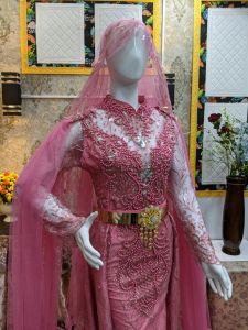 Gaun Pengantin Slim Ekor Mutiara