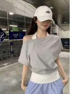 เสื้อยืดแขนสั้นคอวีผู้หญิงฤดูร้อน 2025 สไตล์เกาหลี เสื้อผ้าทำงาน ทรงเข้ารูป แขนสั้น คอวี กระโปรงทรงเอ ผ้าฝ้าย ปกติ