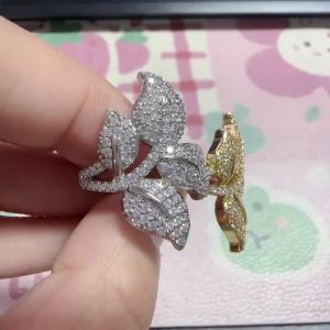 Huitan Leaf Vine Design Women Ring Silver Color/Gold Color Full Bright CZ Fresh Wedding Elegant Jewelry Party Trendy Accessories