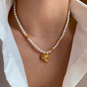 CAFFTI | Natural Pearl Earrings Stylish Golden Heart
