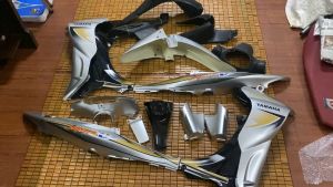 Bộ vỏ nhựa xe máy Jupiter V hàng Việt Nam loại 1 màu Bạc