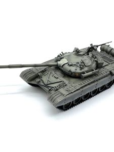 Green Main Battle Tank Model T-72G