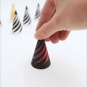 Fidget Spiral Pyramid 3D | Mainan Fidget Putar Piramid Anti Stress Fidget Toy