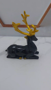 Hiasan meja aesthetic nordic patung rusa betina hitam