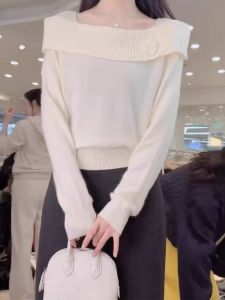 YUEZHONGWEI | French One-Shoulder Turn-Down Collar 3D Flower Sweater