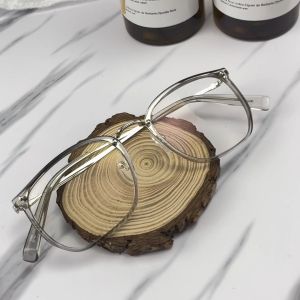 Viendo Kacamata Photocromic Minus Anti Radiais Blueray Frame Wanita Pria Cowok 2 in 1 Potocromic Fotocromic Bluecromic Potocromik Antiradiasi Kecamata Sinar Matahari UV400 Kaca Mata Optik Komputer HP -1/-1.5/-2/-2.5/-3/-3.5/-4/-4.5/-5/-5.5/-6