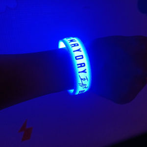 Mayday 5525 Support Luminous Bracelets Concert Celebrity Surrounding Fluorescent Wristbands Atmosphere Props Glowing Arm Bands