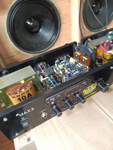 POWER AMPLIFIER 10 AMPER  15IN X 2