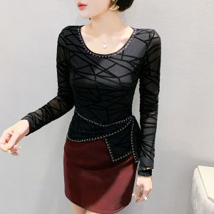 Yimei 2025 mùa xuân hợp thời trang mới sang trọng in phụ nữ t-shirt cổ tròn kim cương nổi bật đầu với một phong cách dưới và một cái nhìn mỏng tay áo dài áo sơ mi mặc trong