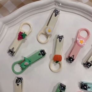 FR-C957 Gunting Kuku Mini Karakter 3D Lucu dengan Gantungan Praktis / Nail Clipper / Jepit Kuku