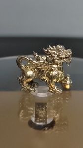 0880 Thailand Buddha Amulet 泰国佛牌. Pixiu Calling For Wealth. Phra Khru Palad Angkun. Wat Khao Bang Phra. BE2563.