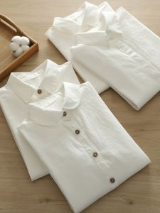 Áo Sơ Mi Cotton Dài Tay Ôm Vừa Vặn Mùa Xuân 2025 Phong Cách Văn Nghệ Cổ Polo Cài Nút Màu Trắng Cho Nữ