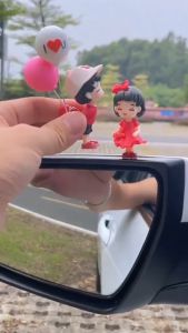 อุปกรณ์เสริมรถยนต์ รูปคู่รักการ์ตูนน่ารัก ฟิกเกอร์ลูกโป่ง ของประดับตกแต่งแผงหน้าปัดรถยนต์ ของขวัญสำหรับเด็กผู้หญิง
