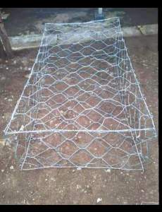 gabion/bronjong galvanis ukuran 180 x 80 x 50 lubang 18 x 20 cm ketebalan kawat 27 mili isi 6 pics