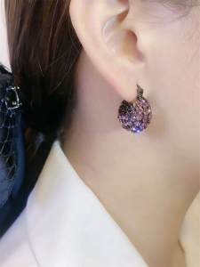 Purple Rhinestone Earrings Elegant Fashionable Miniature High-End Feeling Womens Jewelry Ear Decorations Outfall 2023