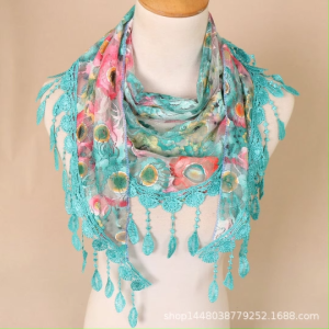 ผ้าพันคอสามเหลี่ยม